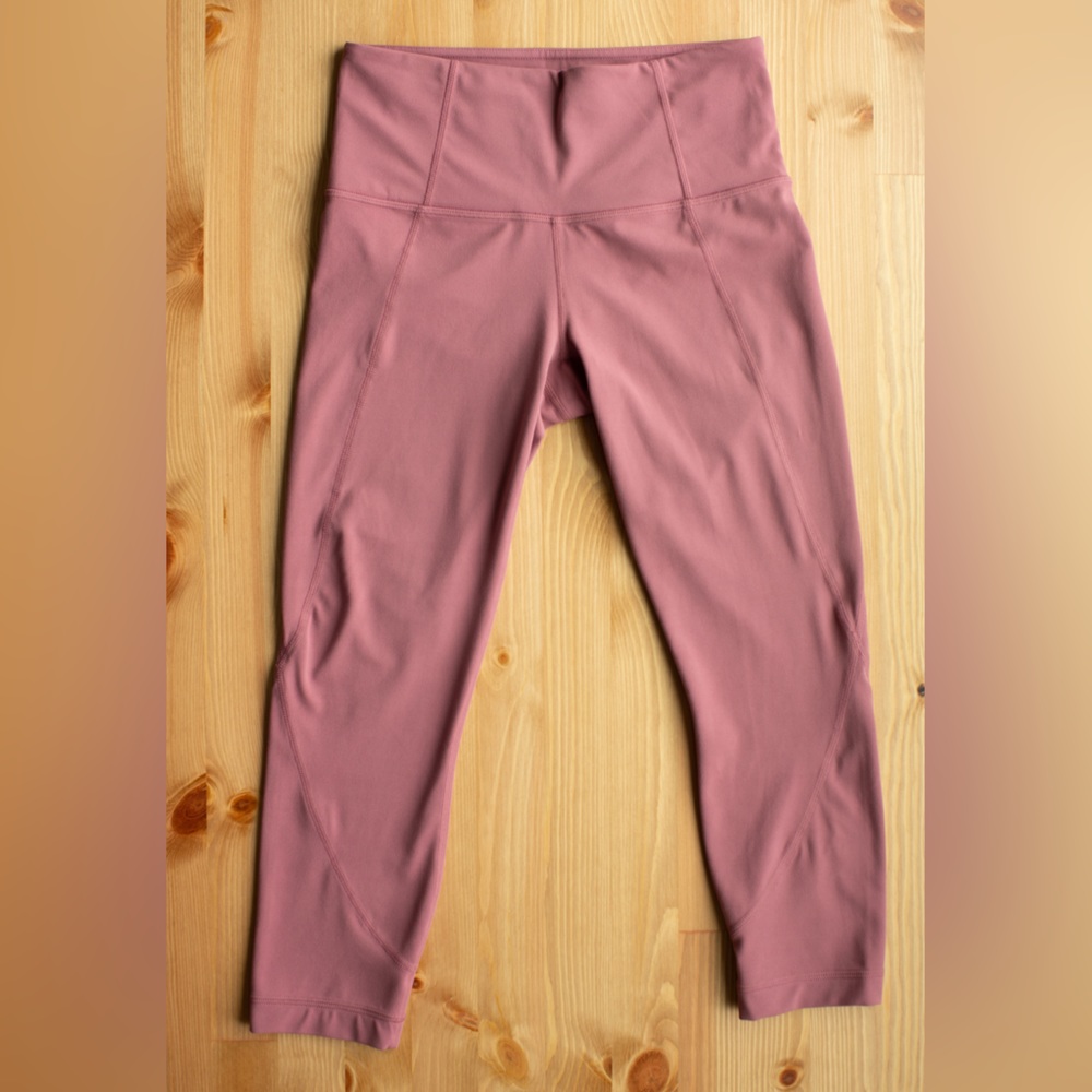 Athleta dusty pink capri leggings